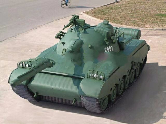 大城军用充气坦克车